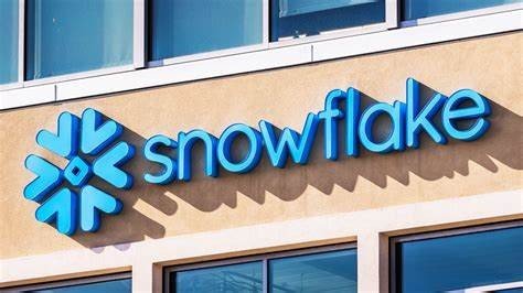 Snowflake公布第四季度財報，較上年同期增長117%。